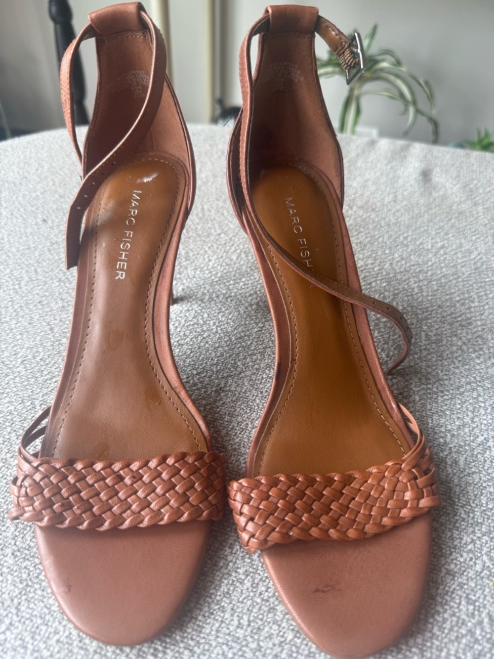 Marc Fisher brown leather heels